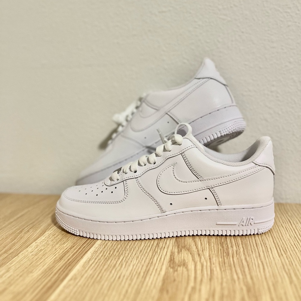 NEW! Women’s Air Force 1 ‘07 Nike